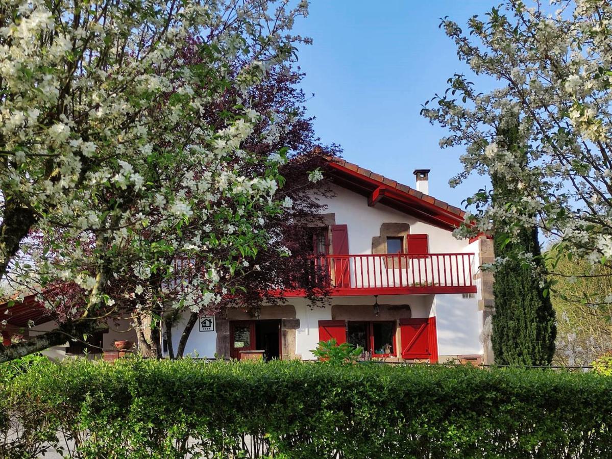 Casa Rural Malkornea Guest House Maya del Baztan ภายนอก รูปภาพ